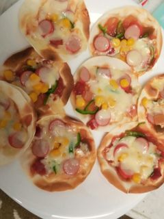 餃子の皮で簡単ピザ♡-レシピのメイン写真