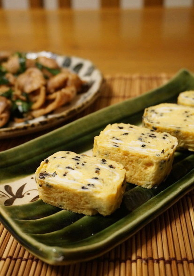 お弁当に☆黒胡麻入り厚焼き卵-レシピのメイン写真