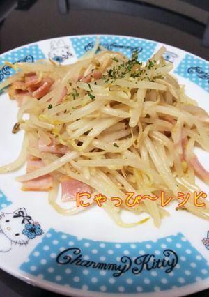 もやしとベーコンのコンソメ炒め-レシピのメイン写真