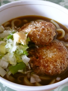 コロッケ入りカレーうどん-レシピのメイン写真