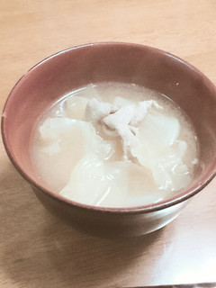 たっぷりキャベツと豚小間のお味噌汁-レシピのメイン写真