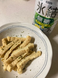 油揚げのレンチンカリカリおつまみ-レシピのメイン写真