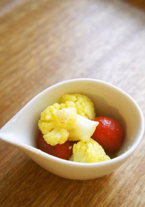 カレー風味＊カリフラワーのピクルス-レシピのメイン写真