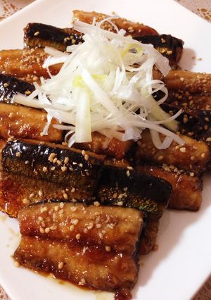 今が旬！黄金比率タレで♡サンマの蒲焼き-レシピのメイン写真