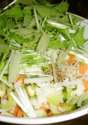 ピリ辛・エスニック!野菜混ぜご飯-レシピのメイン写真