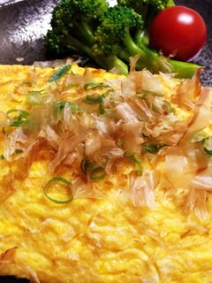 朝食にも!あと一品に♪納豆オムレツ-レシピのメイン写真