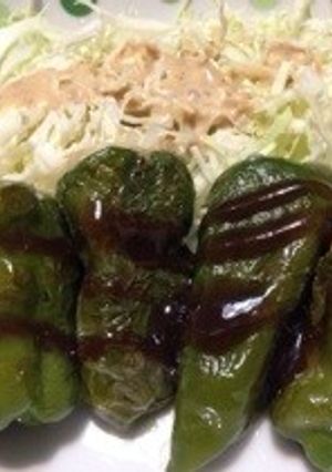 豆腐でヘルシー、丸ごとピーマンの肉詰め-レシピのメイン写真