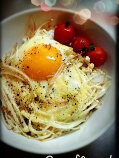 元気♪エノキ♪目玉焼き丼-レシピのメイン写真