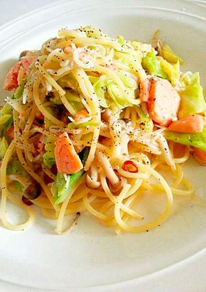 具だくさんニンニクオイルパスタ-レシピのメイン写真