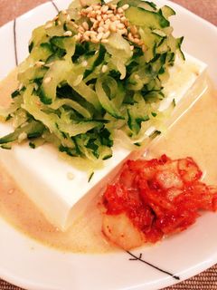 豆腐ときゅうりの簡単*胡麻だれ坦々冷奴*-レシピのメイン写真
