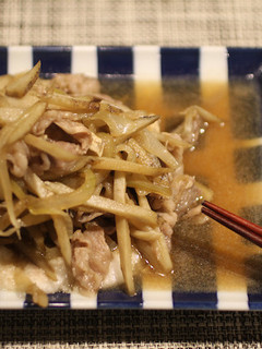 とろろが絡む!牛肉とごぼうのすき煮 -レシピのメイン写真