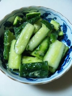すぐ出来ちゃう【胡瓜のお漬物♪】-レシピのメイン写真