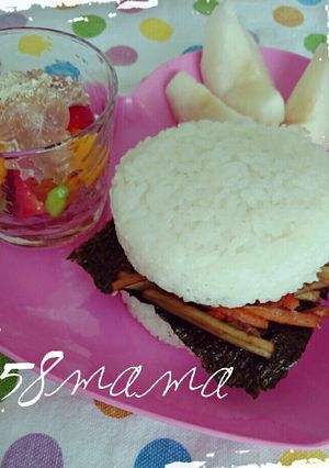 一人ランチに☆きんぴライスバーガー-レシピのメイン写真