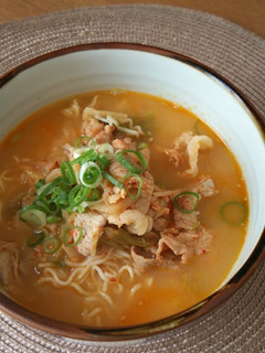 簡単で早い!!豚キムラーメン♪-レシピのメイン写真