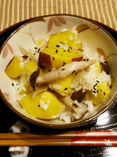 秋!さつまいも&しめじの炊き込みご飯♪-レシピのメイン写真