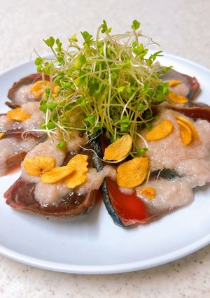 紫玉ねぎ(赤玉ねぎ)ソースで♪鰹のたたき-レシピのメイン写真