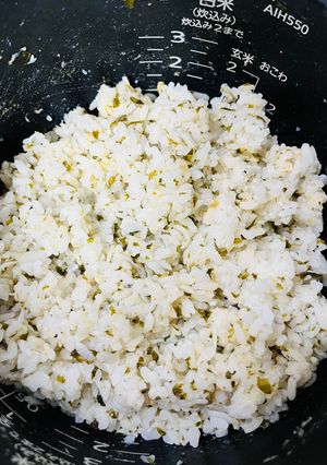 離乳食＊しらすとワカメの炊き込みご飯-レシピのメイン写真