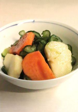美味★簡単★きゅうりと柿とじゃが芋の酢の物-レシピのメイン写真