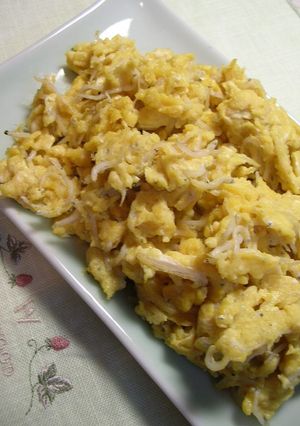 しらす入り炒り卵☆大葉にんにく醤油味-レシピのメイン写真