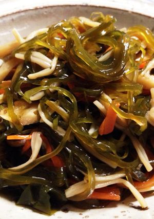 ヘルシー副菜！お弁当にも♪切り昆布の煮物-レシピのメイン写真