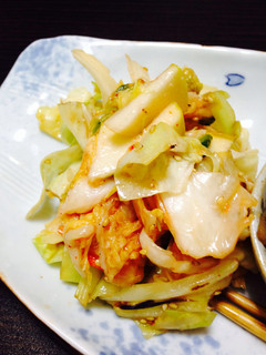 りんごとキムチとキャベツのサラダ-レシピのメイン写真