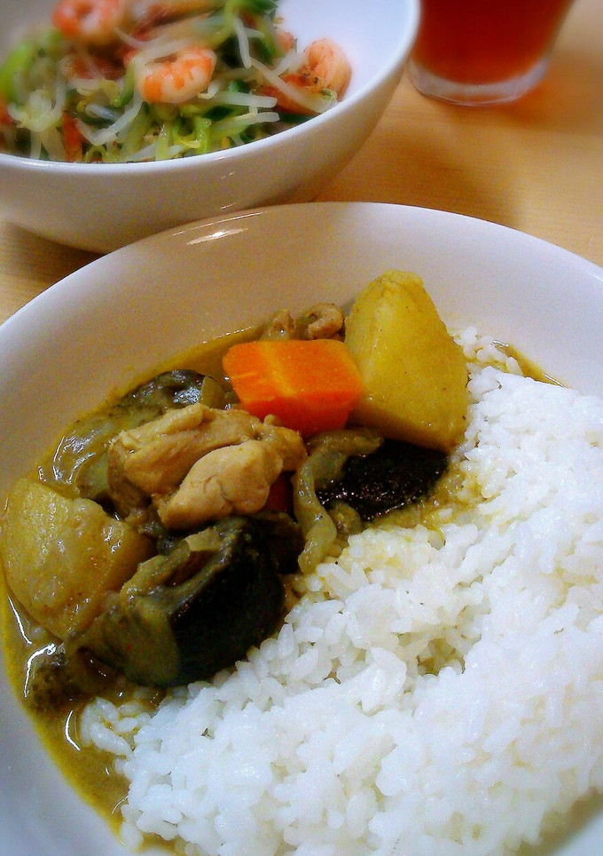 「ロイタイ」で作る簡単イエローカレー-レシピのメイン写真