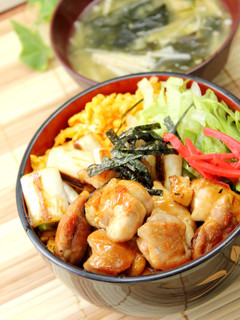 彼飯!ガッツリ焼き鶏三色丼!-レシピのメイン写真