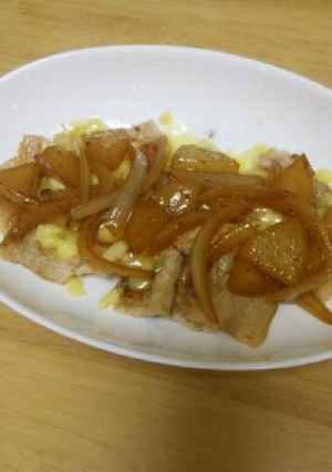 豚ロースのチーズ焼きと梨ソース-レシピのメイン写真