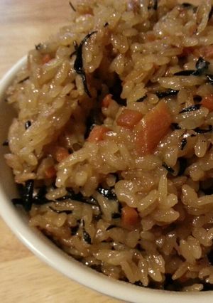 ひじきとツナのもっちり炊き込みご飯-レシピのメイン写真