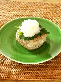 えのき入りでふわふわハンバーグ-レシピのメイン写真