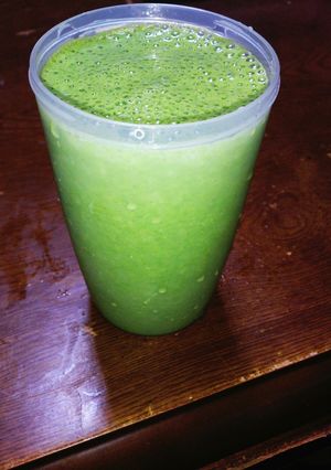 牛乳とモロヘイヤパインバナナスムージー-レシピのメイン写真