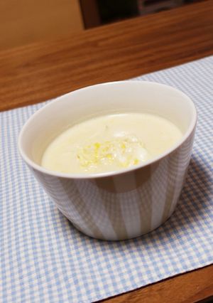 夜食のお供☆豆腐の豆乳スープ-レシピのメイン写真