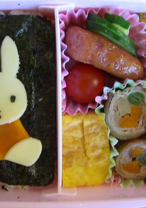 おすわりミッフィー弁当-レシピのメイン写真