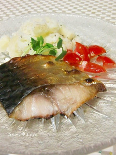 塩トマトで♪美味しくいただく『塩サバ』-レシピのメイン写真