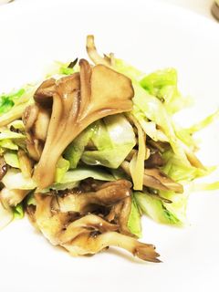 お弁当に!キャベツと舞茸のパッと炒め-レシピのメイン写真