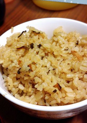 簡単♬スルメと塩昆布の炊き込みご飯-レシピのメイン写真