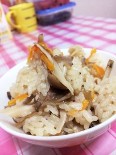 ごぼうときのこの炊き込みごはん♡-レシピのメイン写真