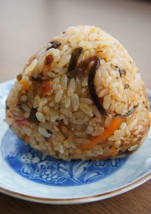 トマト・ツナ・塩昆布の炊き込みご飯-レシピのメイン写真