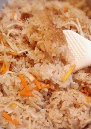 簡単☆新しょうがの炊き込みご飯-レシピのメイン写真