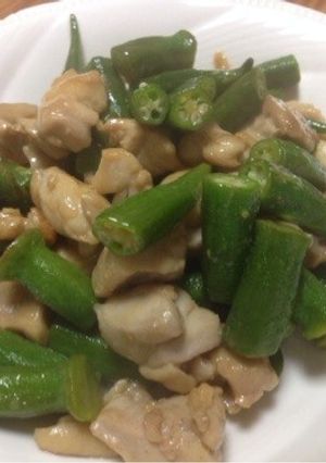 簡単！オクラと鶏肉の炒め物-レシピのメイン写真