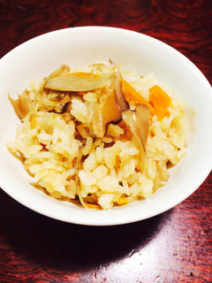 母の味☆旨味たっぷりの炊き込みご飯-レシピのメイン写真