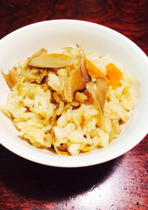 母の味☆旨味たっぷりの炊き込みご飯-レシピのメイン写真