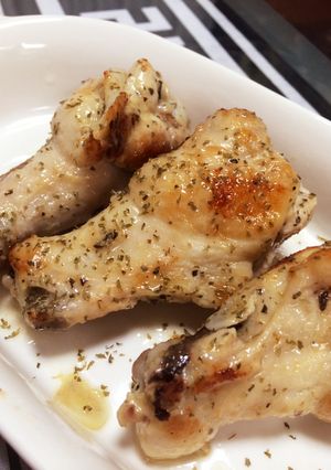 鶏の手羽元バジルオイル焼き-レシピのメイン写真