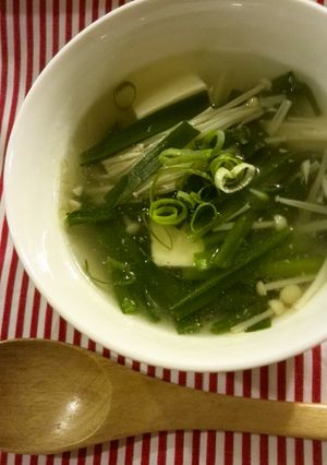 ニラ、えのき、豆腐の中華スープ-レシピのメイン写真