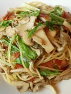 きのことベーコンのスープスパゲッティ-レシピのメイン写真