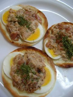 梅マヨおかかで餃子ピザ-レシピのメイン写真