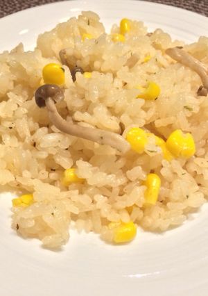 洋食に合う簡単きのこピラフ♡-レシピのメイン写真