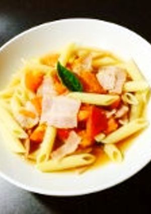 完熟トマトとベーコンのスープ風ペンネ-レシピのメイン写真