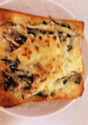 塩昆布ときのこの和風ピザトースト-レシピのメイン写真