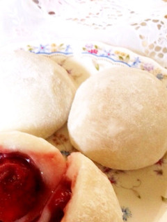 レンジで簡単!もち粉でいちご大福-レシピのメイン写真